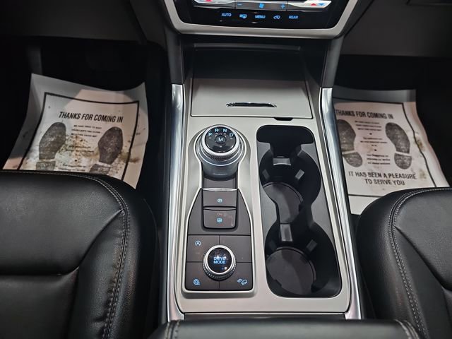 Used 2020 Ford Explorer XLT w/ Equipment Group 202A image 21