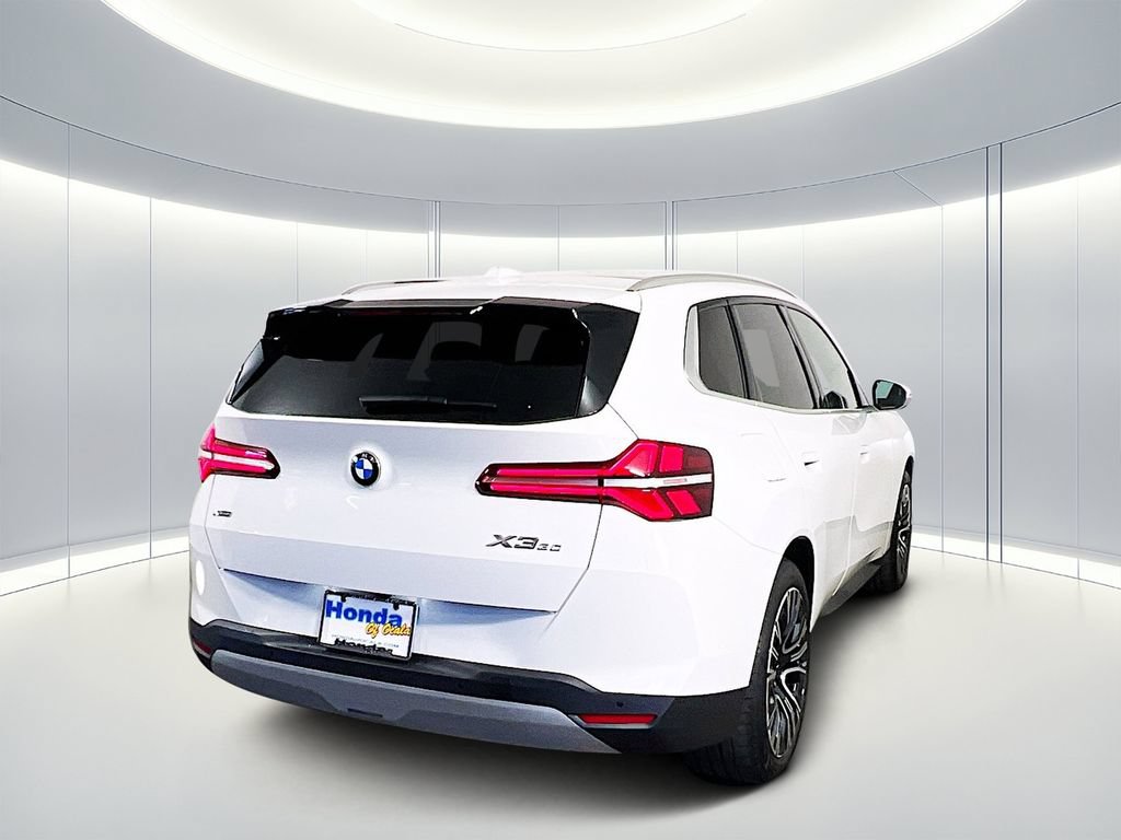 Used 2025 BMW X3 xDrive30i w/ Convenience Package AWD/4WD image 3