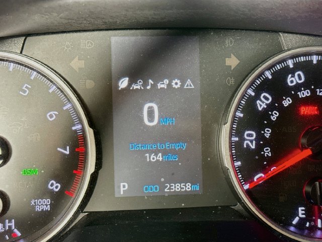 Used 2019 Toyota RAV4 XLE w/ Convenience Package FWD image 15