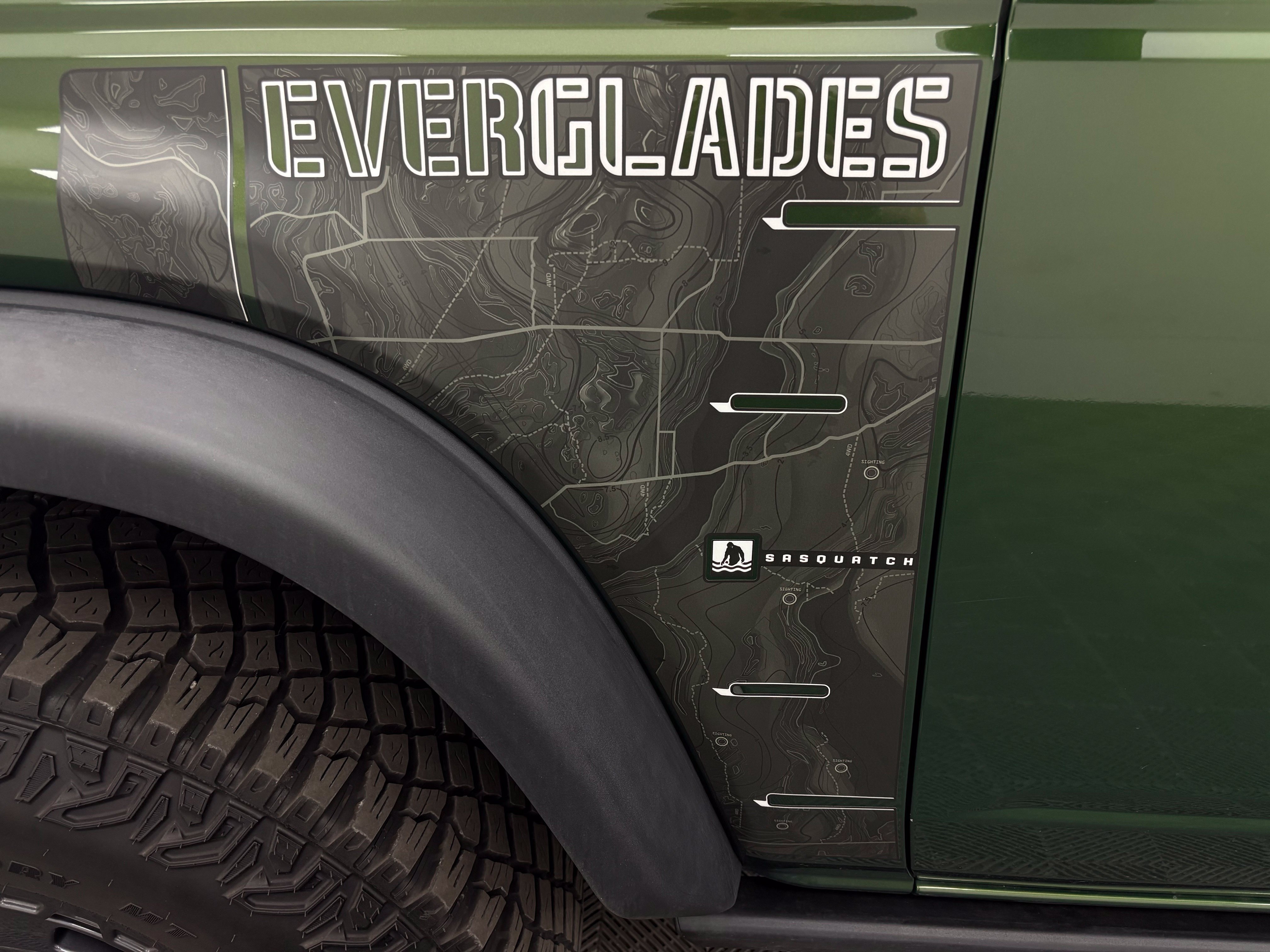 Used 2024 Ford Bronco Everglades AWD/4WD image 14
