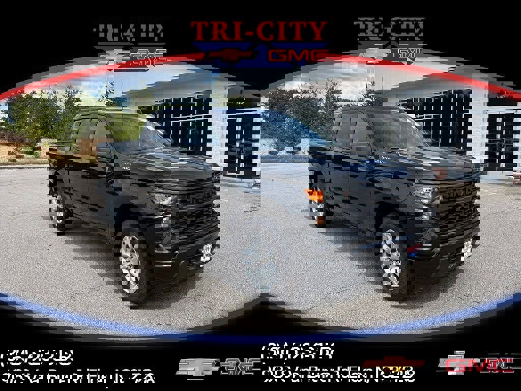 New 2025 Chevrolet Silverado 1500 Custom