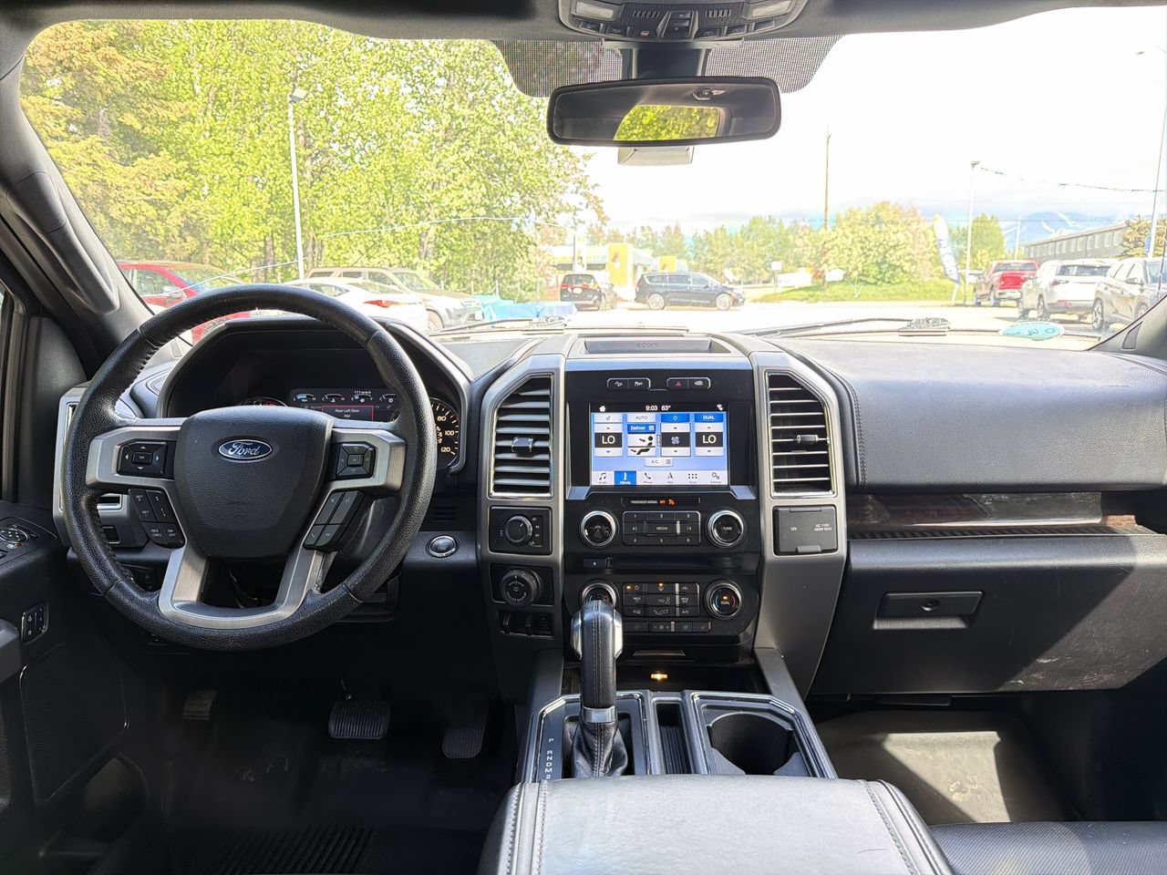 Used 2016 Ford F150 Platinum w/ Equipment Group 701A Luxury AWD/4WD image 24