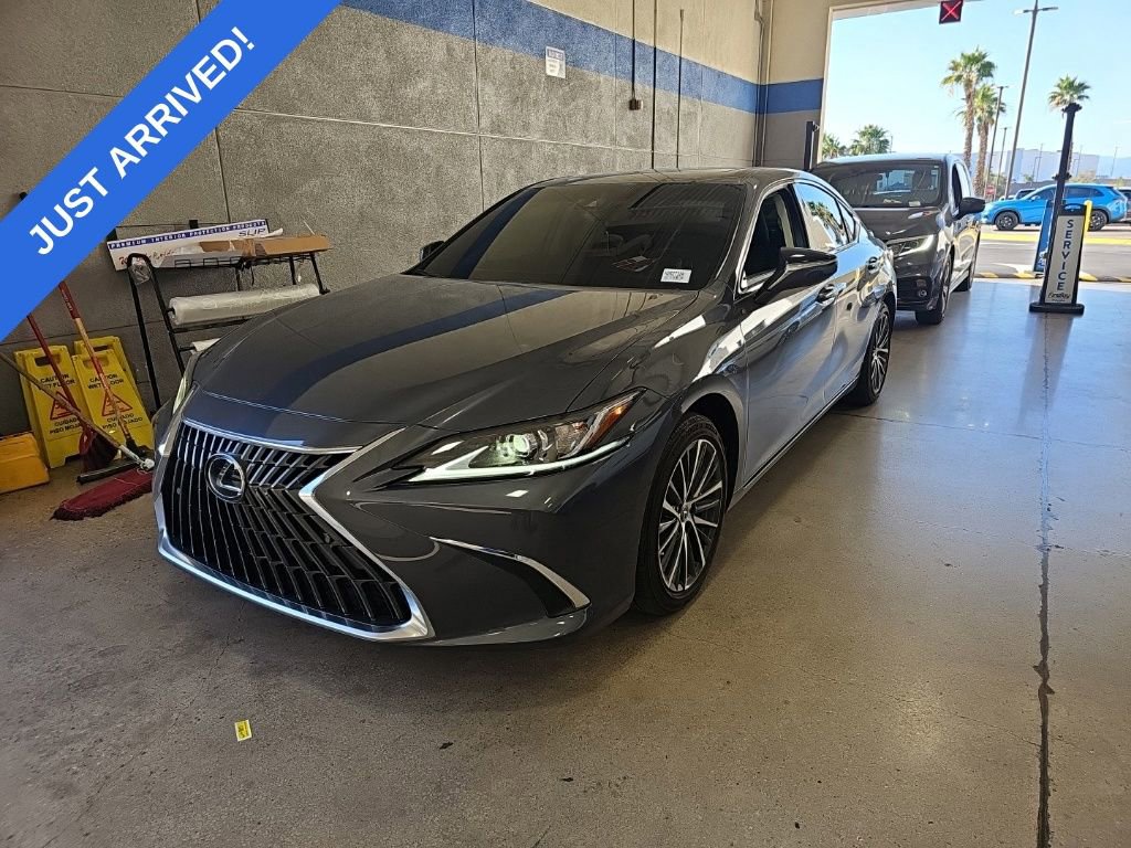 Used 2024 Lexus ES 300h w/ Premium Package FWD image 1