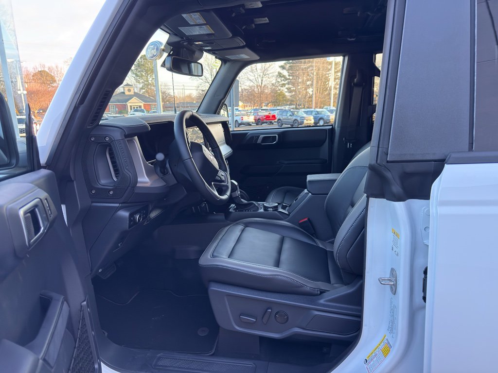 New 2025 Ford Bronco Outer Banks w/ Sasquatch Package image 12