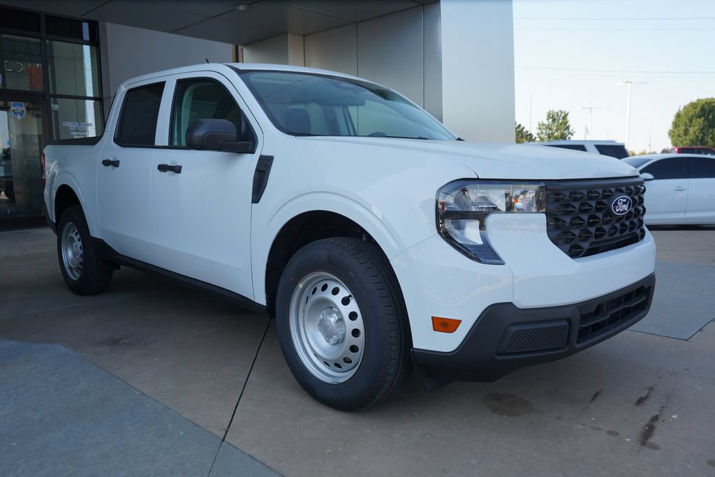 New 2026 Ford Maverick XL FWD image 3