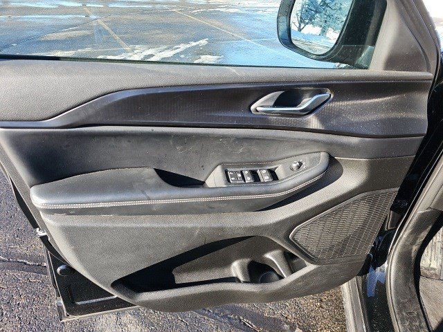 Used 2023 Jeep Grand Cherokee L Laredo image 20