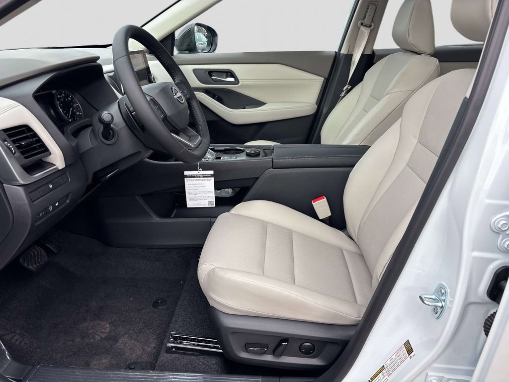 New 2026 Nissan Rogue SV image 3