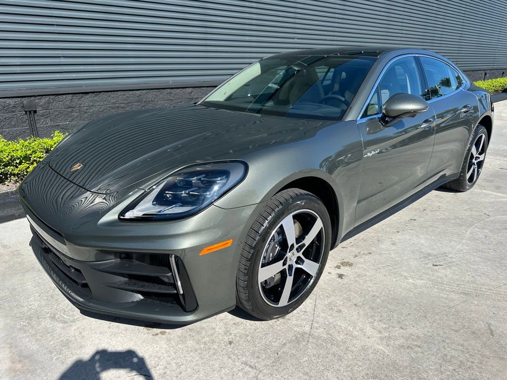 Used 2026 Porsche Panamera 4 E-Hybrid AWD/4WD image 7