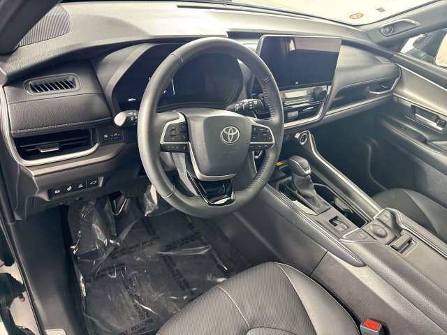 Used 2026 Toyota Grand Highlander AWD Hybrid image 25