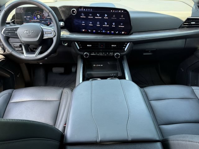 Used 2025 Chevrolet Tahoe Z71 w/ Comfort Package AWD/4WD image 7