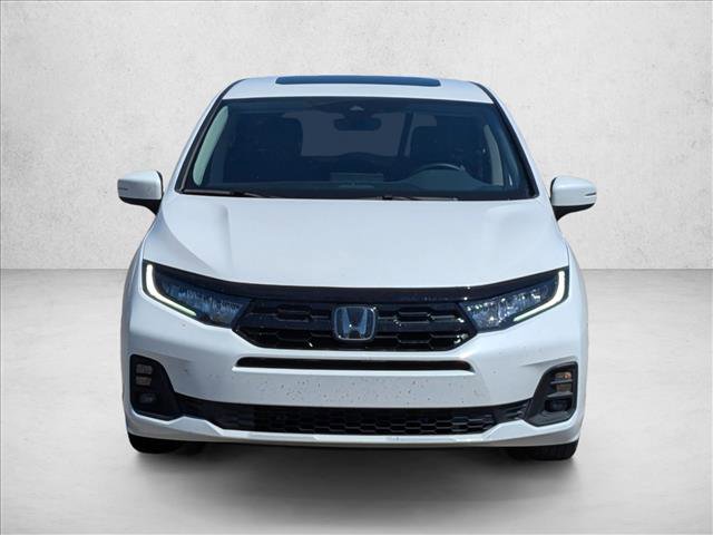 Used 2025 Honda Odyssey Touring image 2