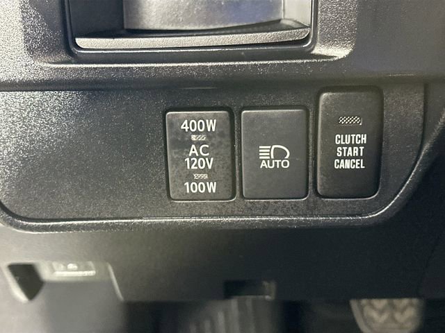 Used 2019 Toyota Tacoma TRD Sport w/ Technology Package image 19