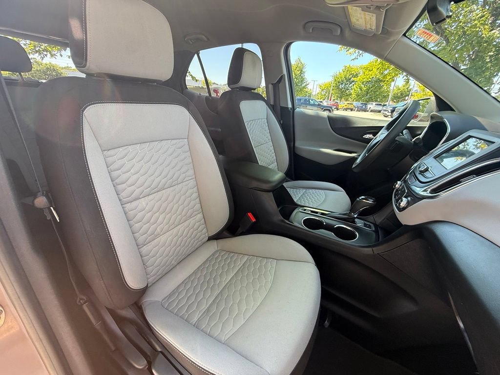 Used 2019 Chevrolet Equinox LS w/ LS Convenience Package AWD/4WD image 25