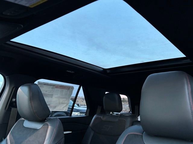 New 2026 Ford Explorer ST w/ Sun And Sound Package AWD/4WD image 28