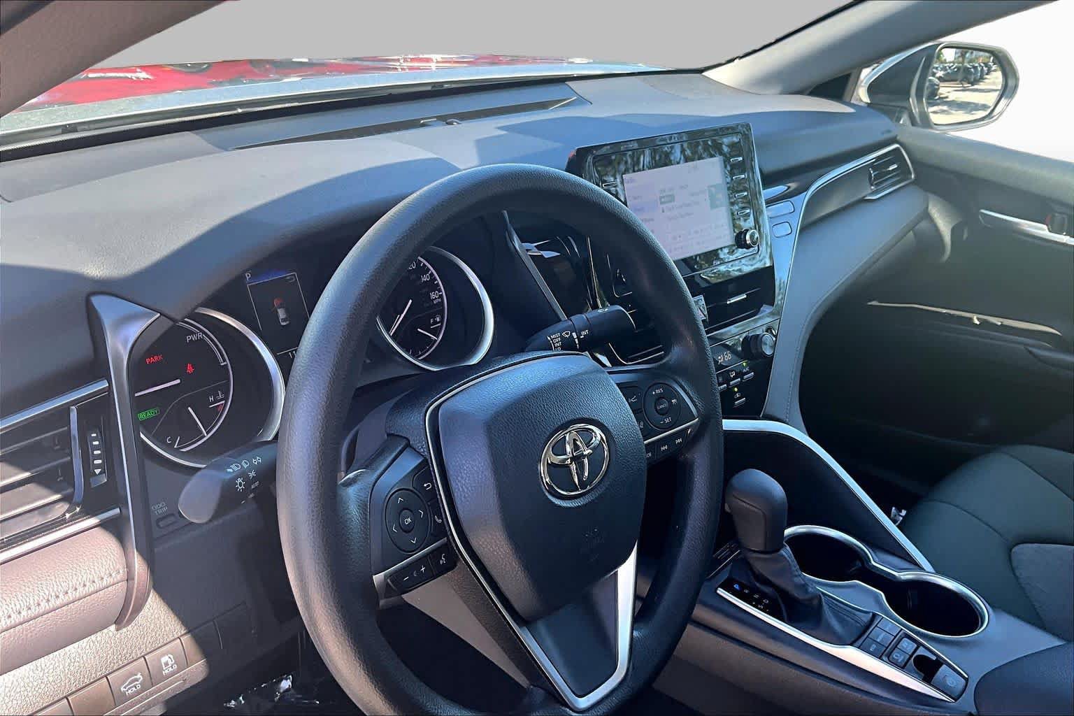 Used 2023 Toyota Camry LE FWD image 17