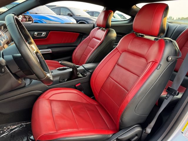 Used 2017 Ford Mustang GT Premium w/ GT Performance Package RWD image 13