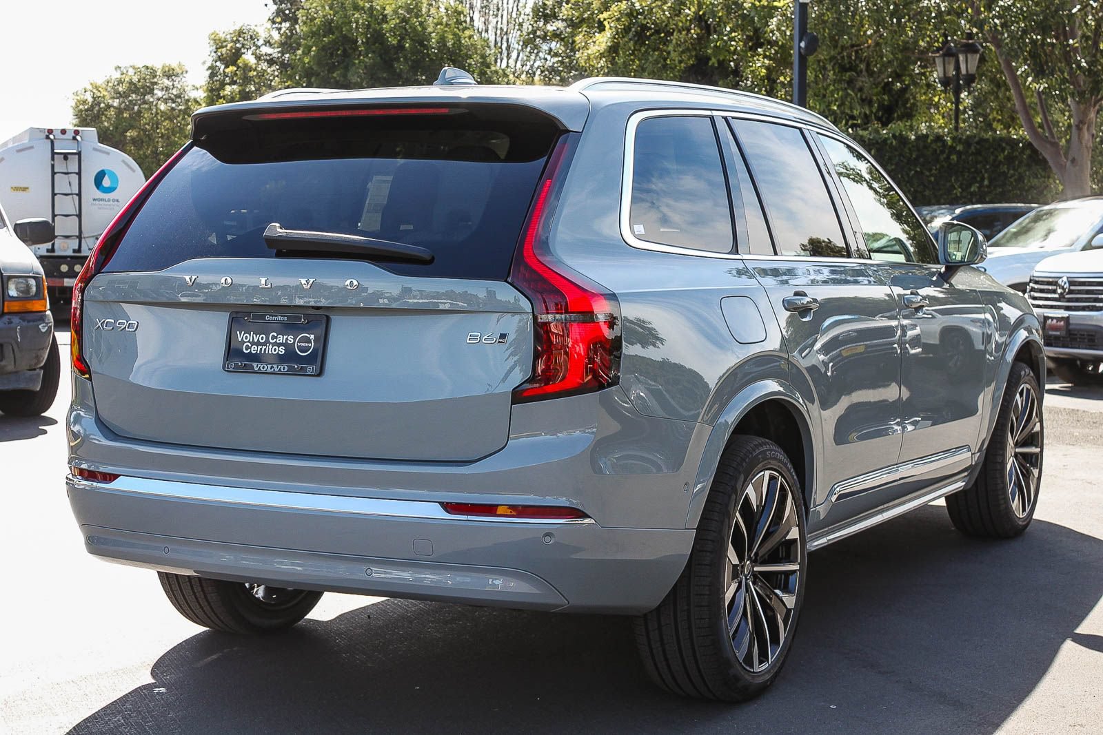 New 2026 Volvo XC90 B6 Ultra w/ Protection Package AWD/4WD image 5