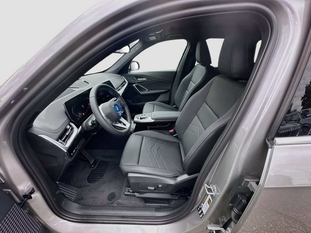 New 2026 BMW X1 xDrive28i w/ Technology Package AWD/4WD image 21