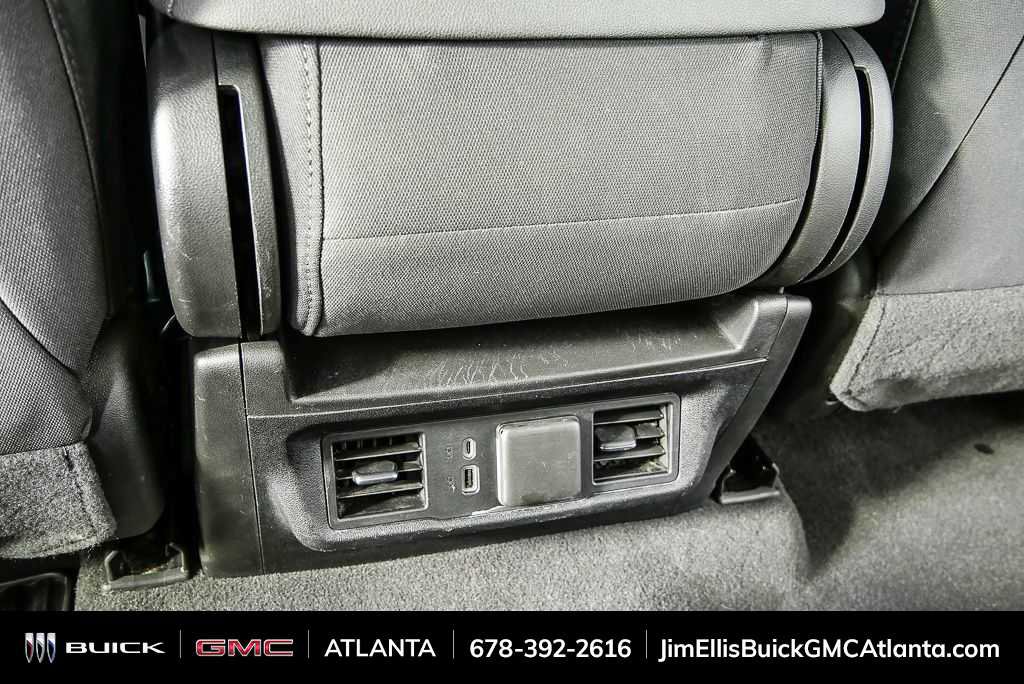 Used 2023 GMC Sierra 1500 Elevation image 16