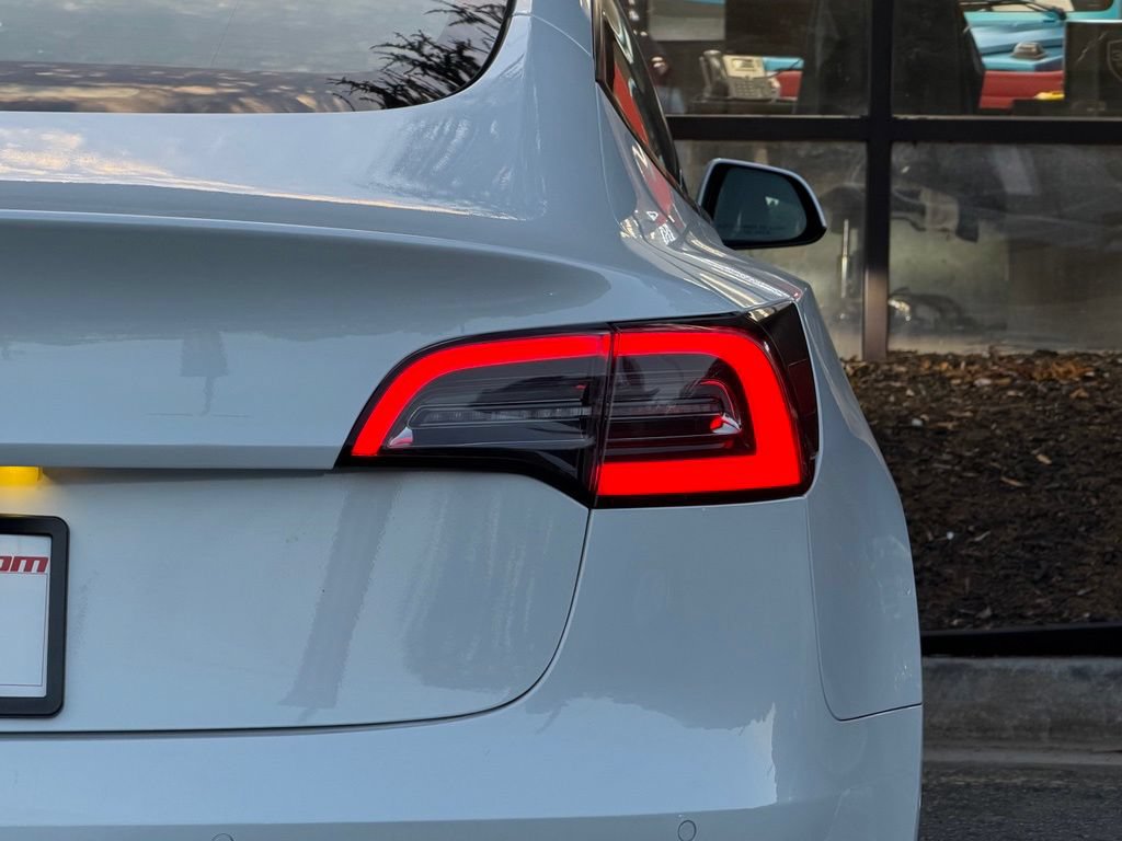 Used 2020 Tesla Model 3 RWD image 16