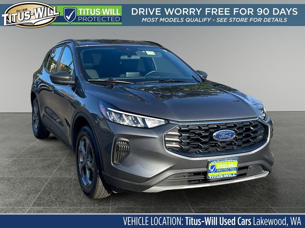 Used 2025 Ford Escape ST-Line AWD/4WD image 1