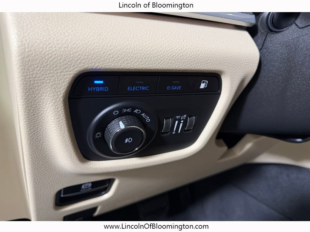 Used 2024 Jeep Grand Cherokee Limited 4xe image 27