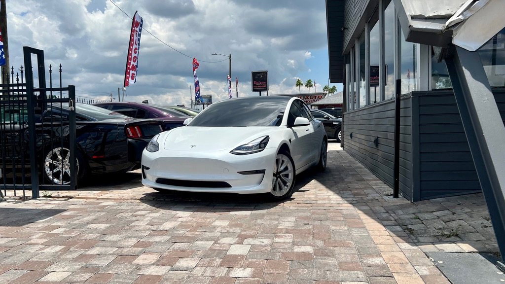 Used 2022 Tesla Model 3 image 33