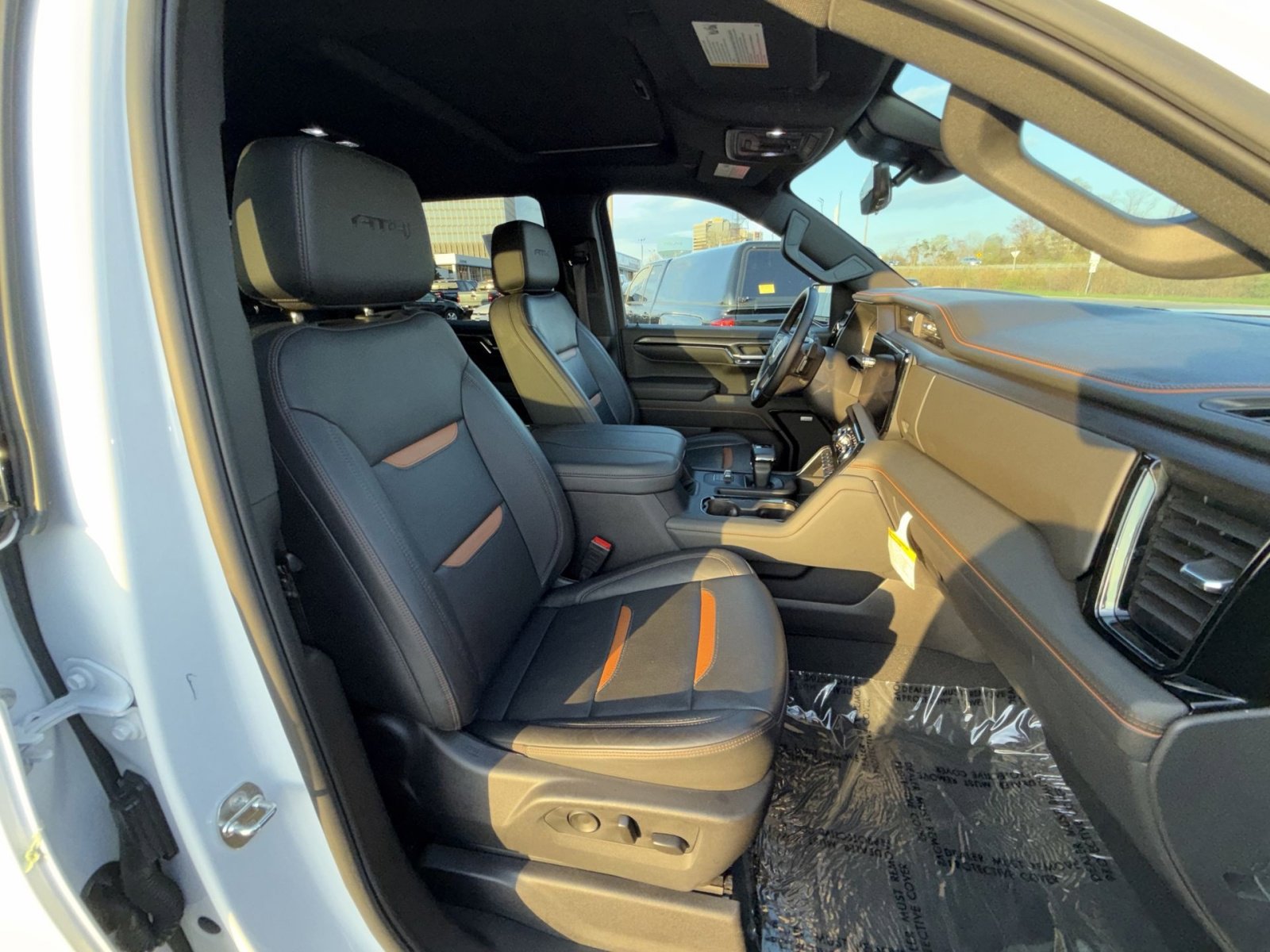 Used 2024 GMC Sierra 1500 AT4 w/ Technology Package image 28