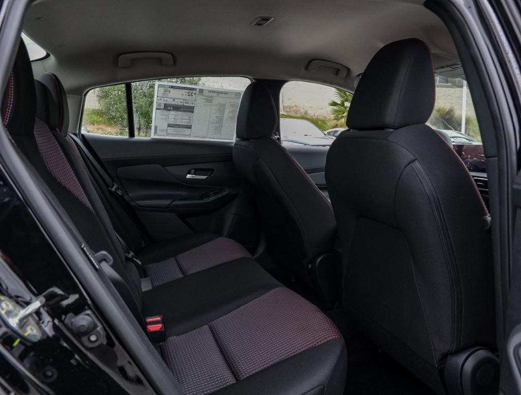 New 2026 Nissan Sentra SR w/ Floor Mat Package image 21