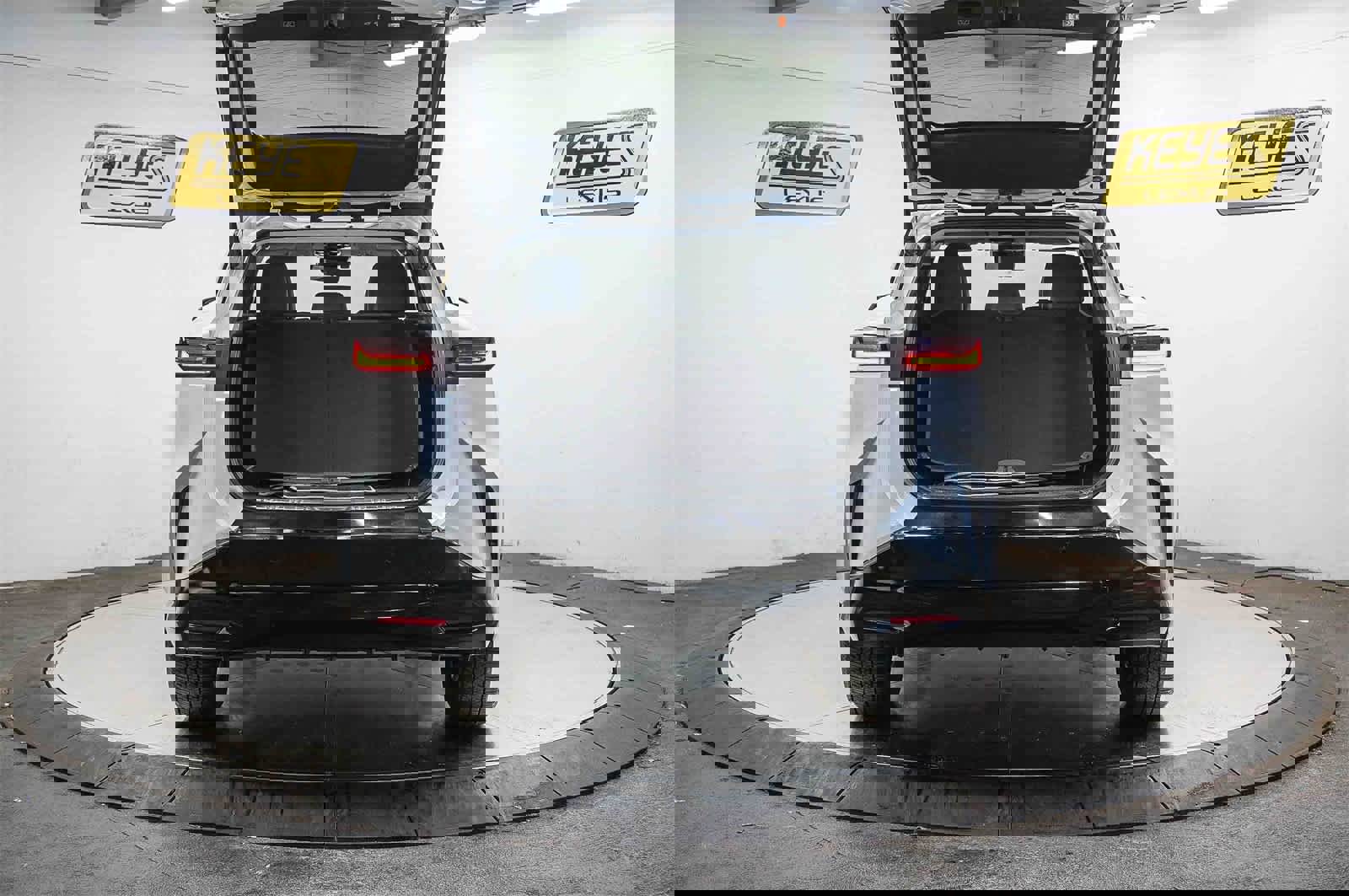 Used 2024 Lexus RZ 300e Premium image 27