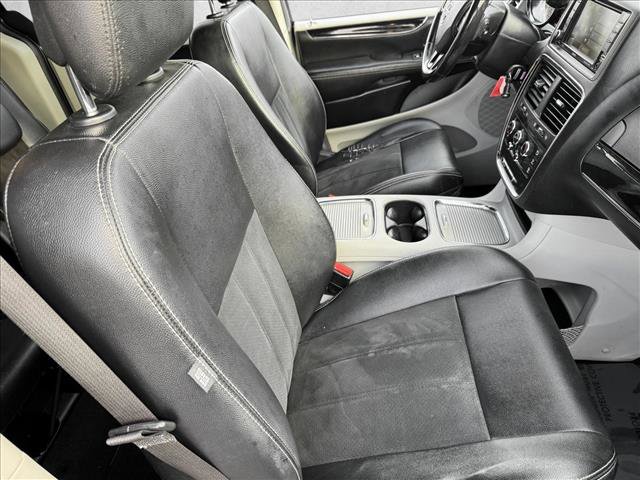 Used 2019 Dodge Grand Caravan SXT image 20