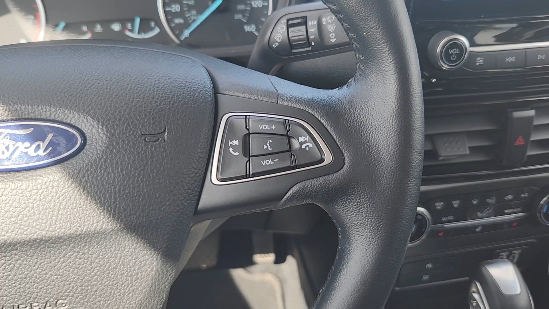 Used 2020 Ford EcoSport Titanium AWD/4WD image 13