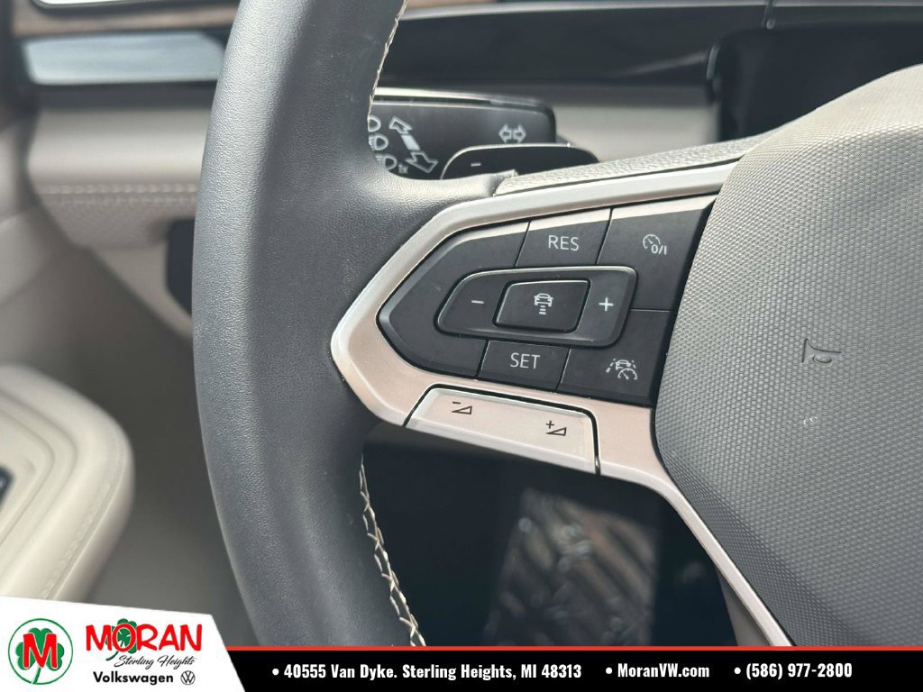 Certified 2024 Volkswagen Atlas SE w/ Black Wheel Package AWD/4WD image 24