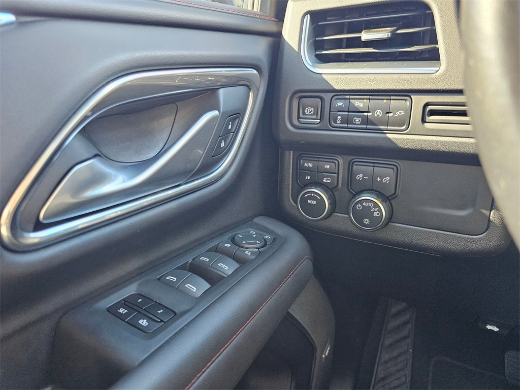 Used 2022 Chevrolet Tahoe RST w/ Luxury Package image 31