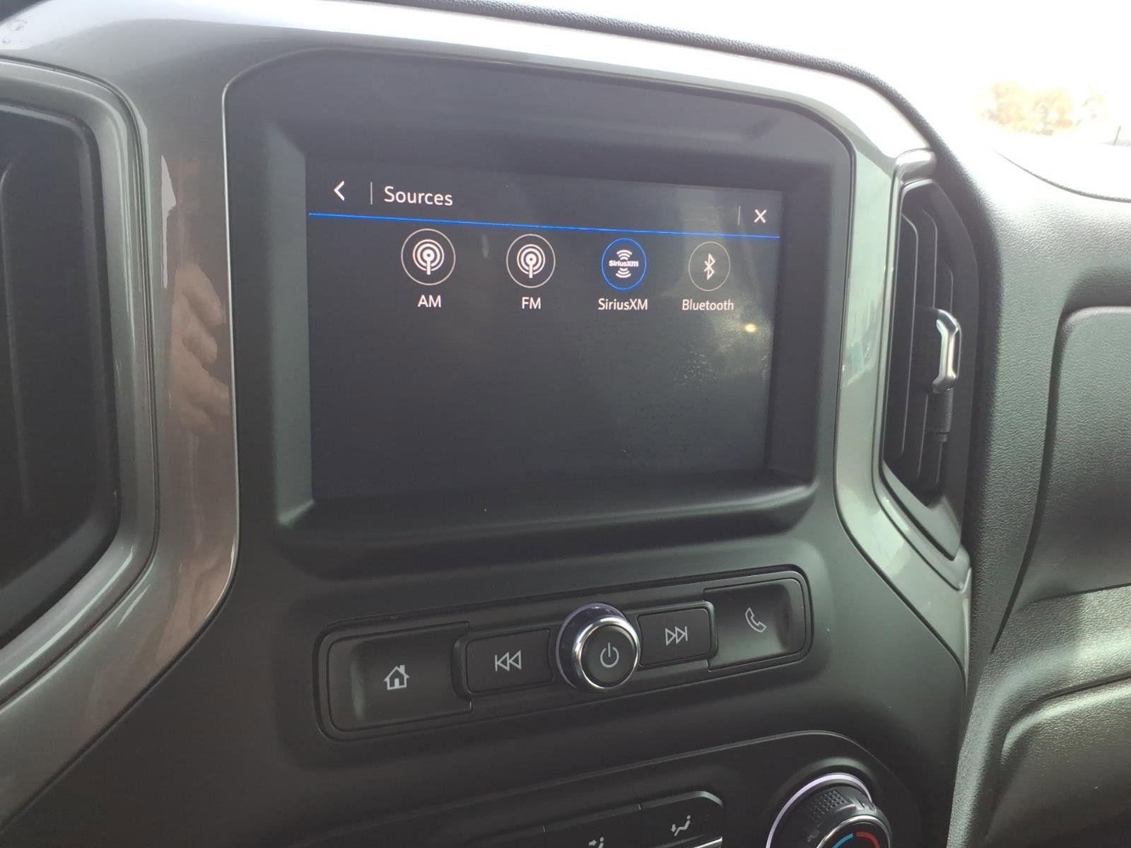 Used 2023 Chevrolet Silverado 1500 Custom w/ LPO, Dark Essentials Package AWD/4WD image 17