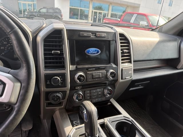 Used 2017 Ford F150 Lariat w/ Equipment Group 502A Luxury AWD/4WD image 13