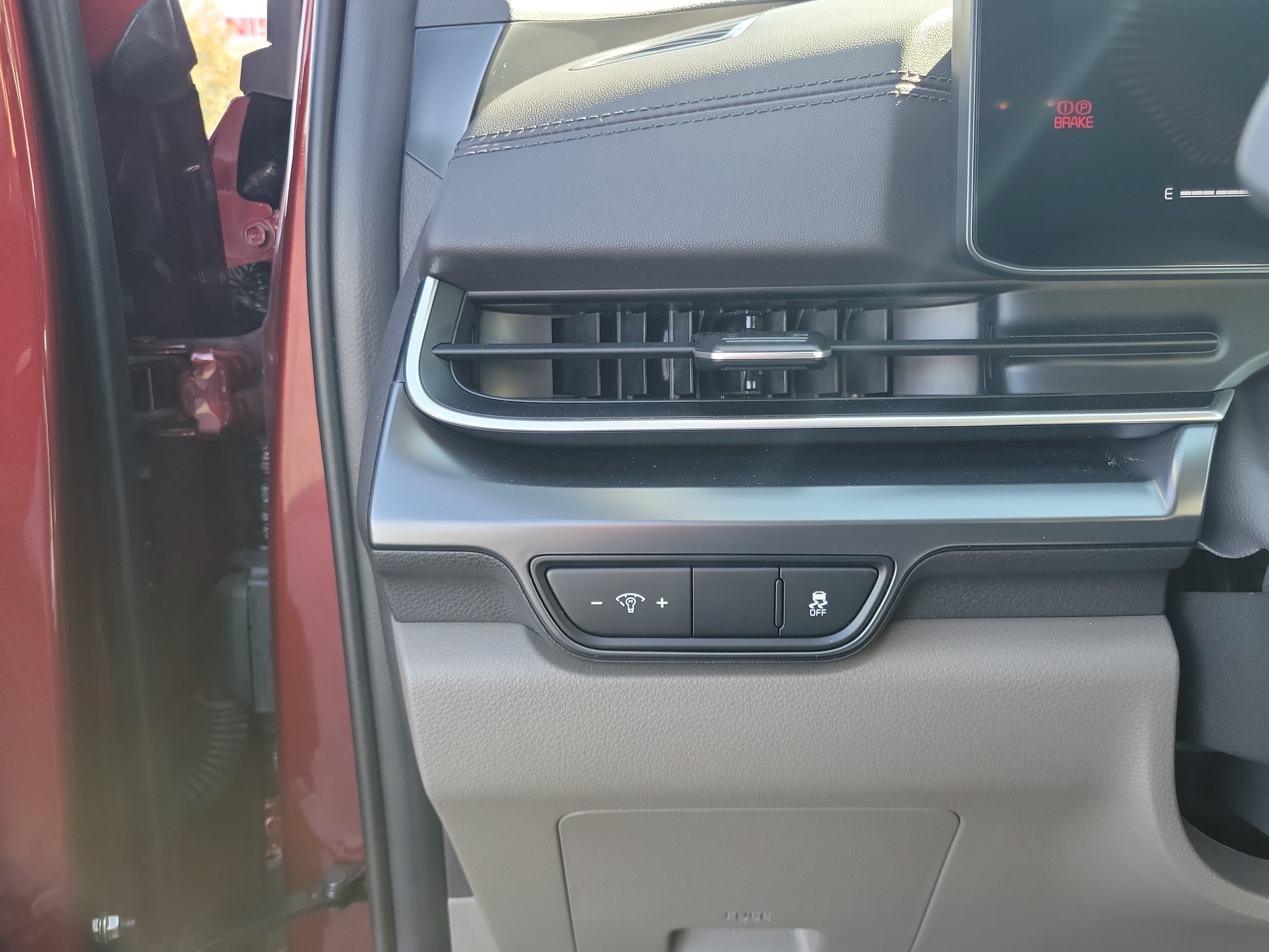 Used 2026 Kia Carnival FWD image 21