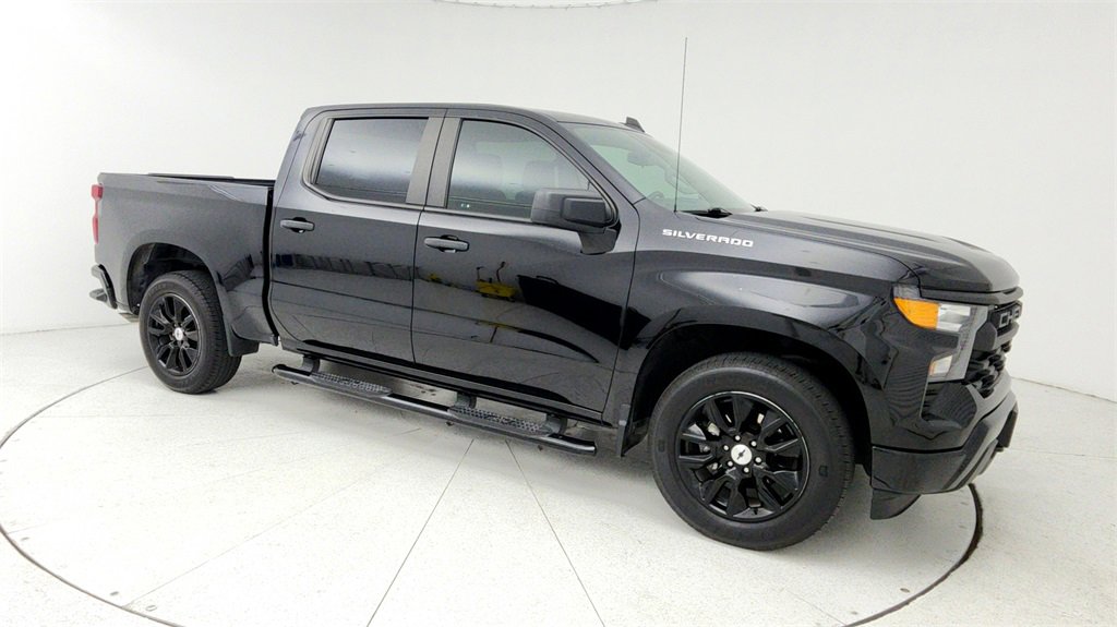 Used 2023 Chevrolet Silverado 1500 Custom image 8
