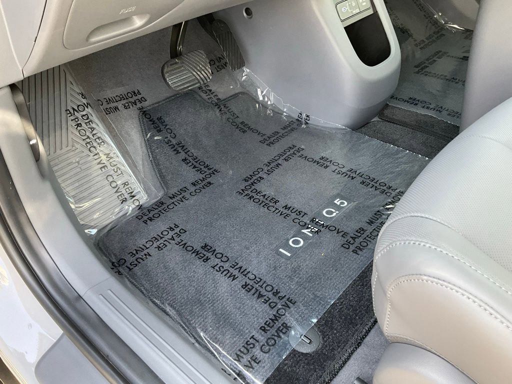 Used 2025 Hyundai Ioniq 5 SEL image 20