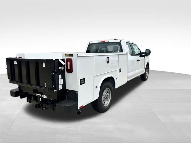 New 2025 Ford F250 XL w/ XL Chrome Package image 12