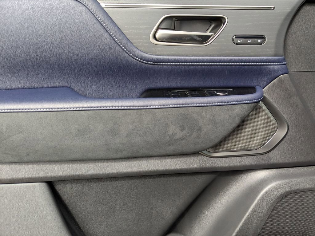 New 2026 INFINITI QX80 4WD image 11