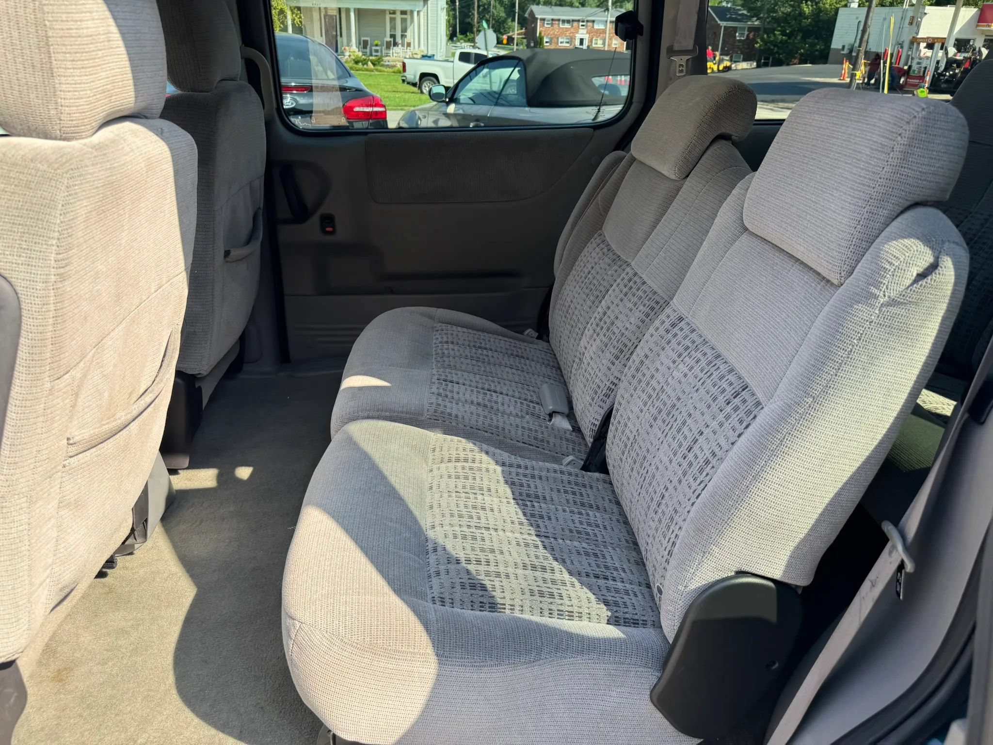 Used 2002 Chevrolet Venture LS FWD image 24