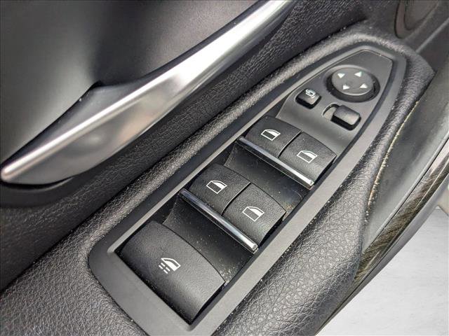 Used 2019 BMW 430i Convertible w/ Convenience Package image 10