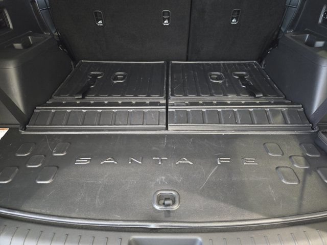 Used 2026 Hyundai Santa Fe SEL FWD image 23