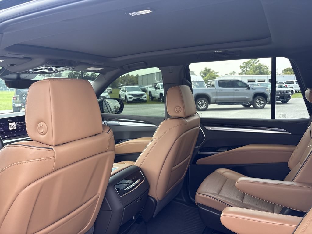 Used 2026 Cadillac Escalade Luxury RWD image 22