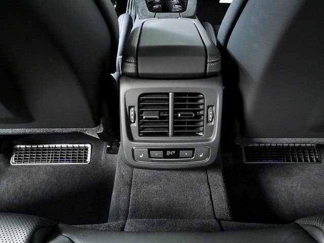 New 2026 Audi RS e-tron GT performance image 20