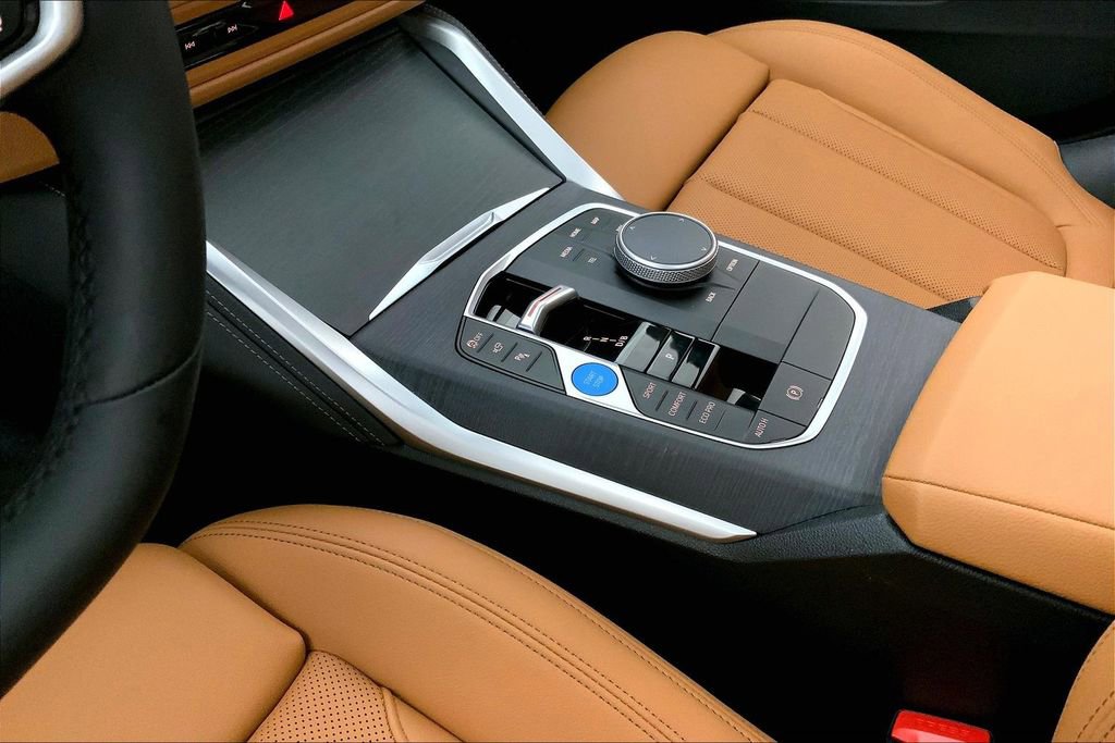 Used 2025 BMW i4 xDrive40i w/ M Sport Package image 22