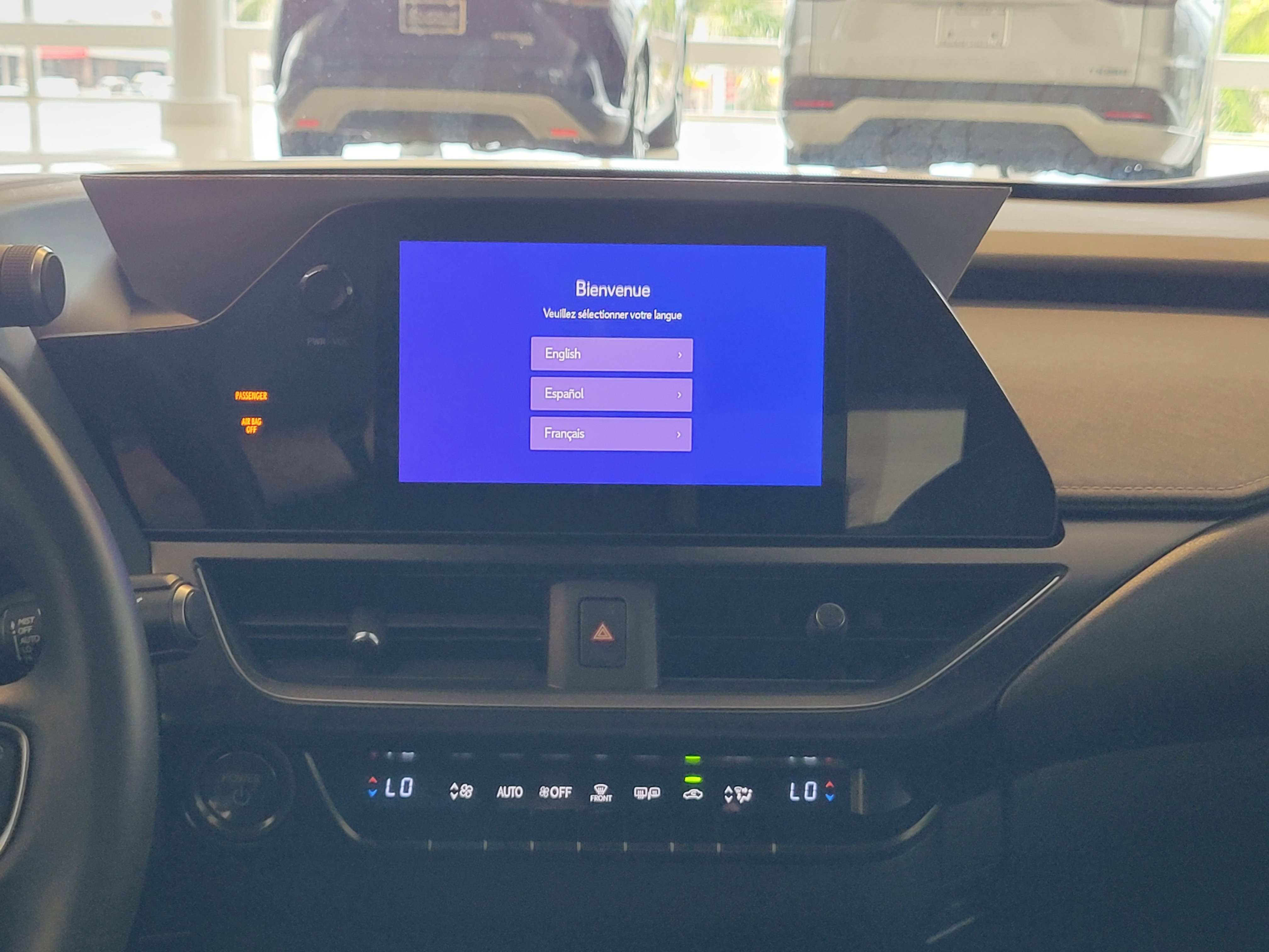 Used 2025 Lexus UX 300h FWD image 20