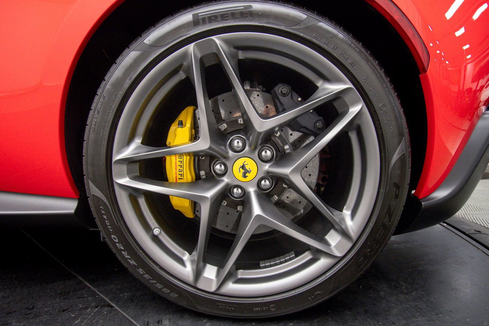 Used 2022 Ferrari Roma RWD image 36
