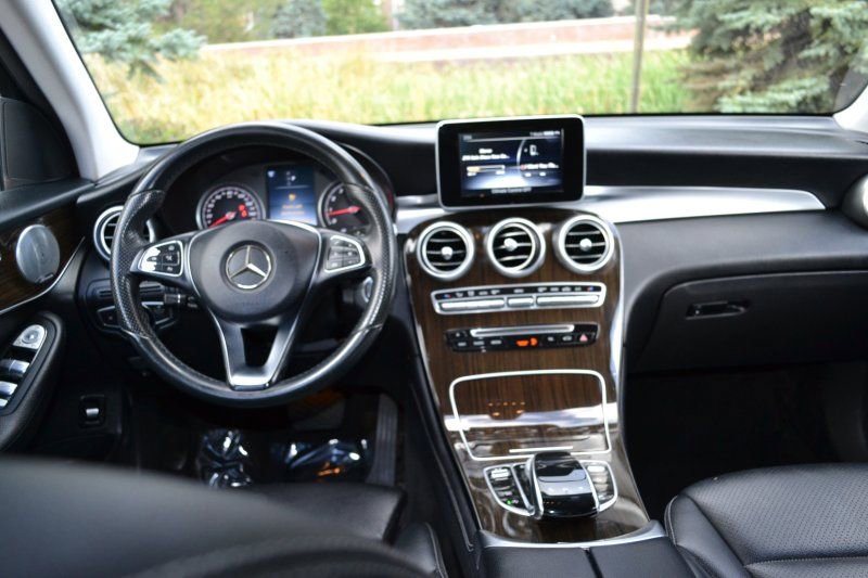 Used 2016 Mercedes-Benz GLC 300 4MATIC image 19